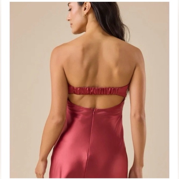 Altar’d State Elegant Strapless Satin Dress in Red - Picture 3 of 6